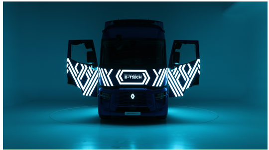 Diamand Echo: Renault Trucks bringt Europa zum Leuchten