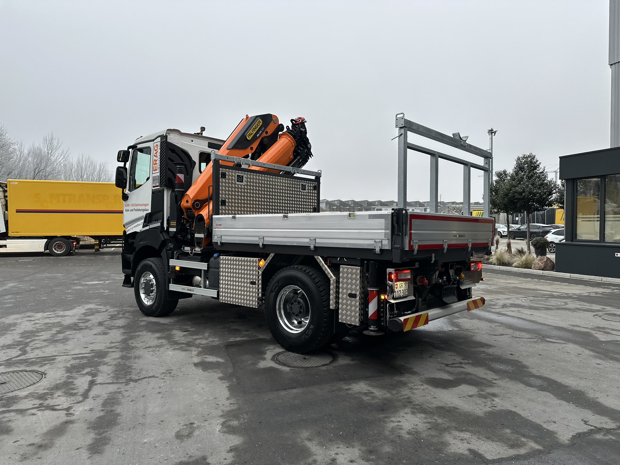 Robust im Gebirge: Die ERAG Netzbau AG setzt auf den Renault Trucks K ...