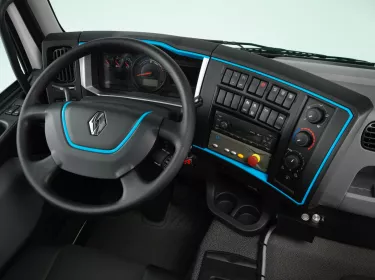 Renault Trucks D Wide Z.E. inside