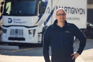 Renault Trucks is producing a series of customer testimonials highlighting: - its expertise in helping companies decarbonize their transportation fleets, - the tangible benefits for customers (environmental, economic, and operational) of our advisory and consulting approach throughout their decarbonization projects, - our company’s role as a trusted partner on these complex projects.