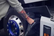 660