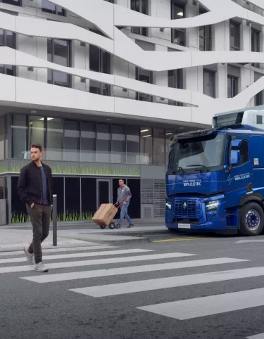 Renault_Trucks_TCK_01