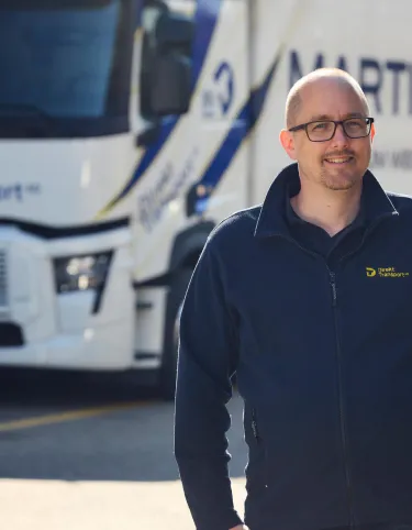 Renault Trucks is producing a series of customer testimonials highlighting: - its expertise in helping companies decarbonize their transportation fleets, - the tangible benefits for customers (environmental, economic, and operational) of our advisory and consulting approach throughout their decarbonization projects, - our company’s role as a trusted partner on these complex projects.