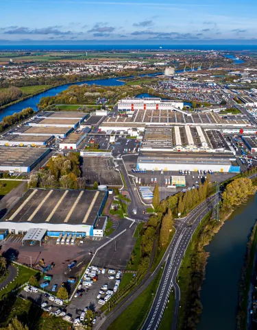 Usine Renault Trucks Blainville drone.JPG